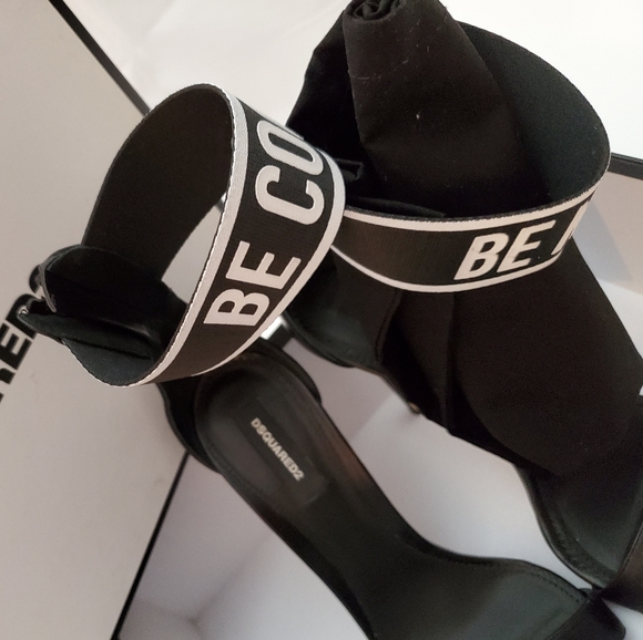 DSQUARED2 - Picture 4 of 5